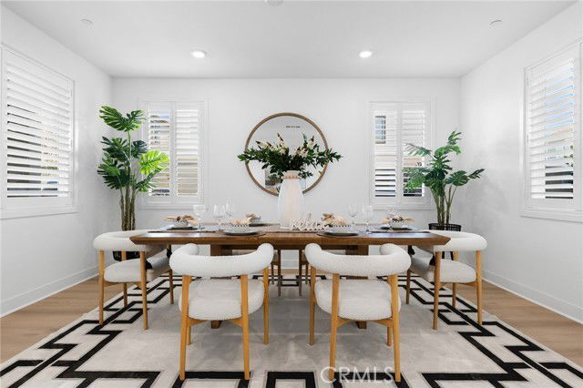 Building Photo - 208 Zawn