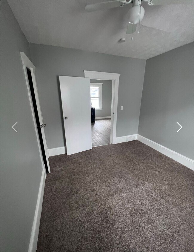 Building Photo - 3718 E 59th St