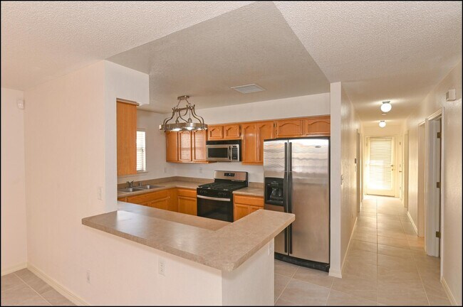 Building Photo - 648 Wind River Ave