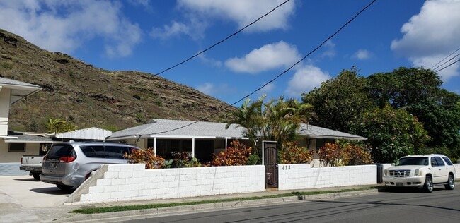 Building Photo - 439 Kuliouou Rd
