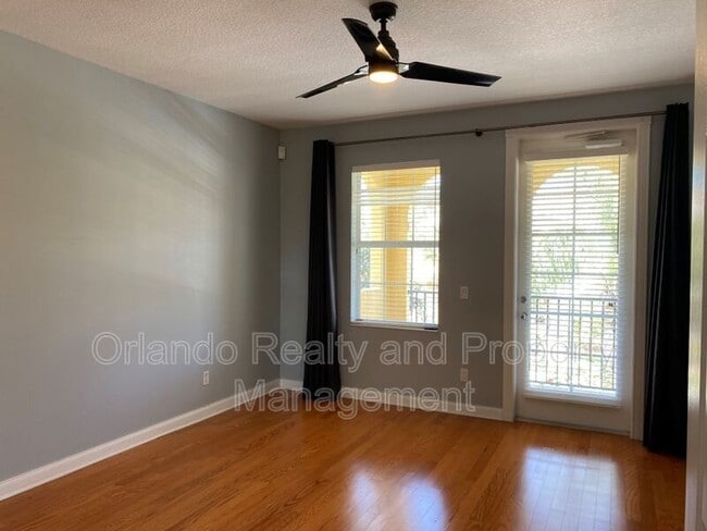 Building Photo - 1567 Napoli Dr W