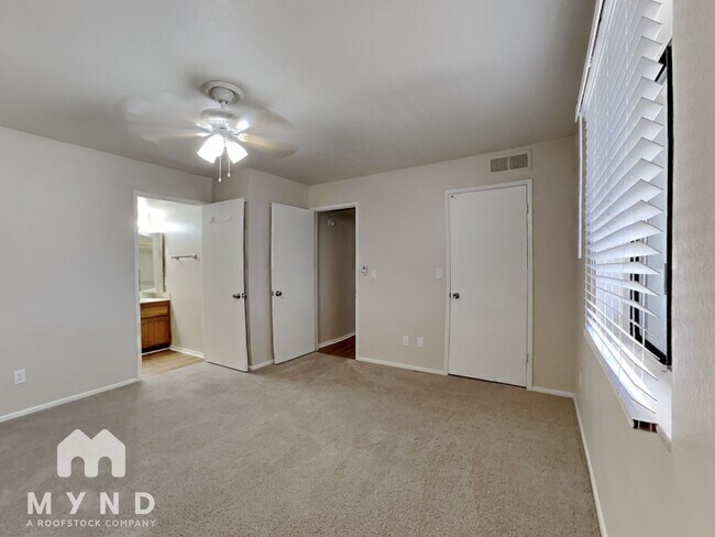 Building Photo - 16635 N Cave Creek Rd