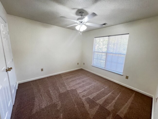 Building Photo - Now Available, Two Bedroom Condo at Club Villas in Little River. Community Pool!