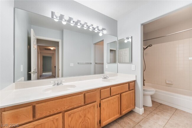 Building Photo - 8232 Bermuda Beach Dr