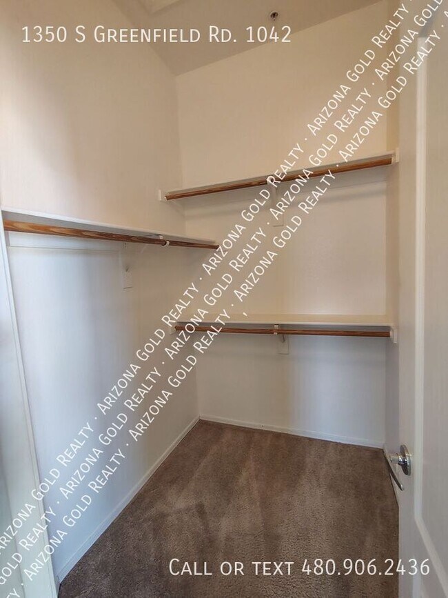 Building Photo - 1350 S Greenfield Rd