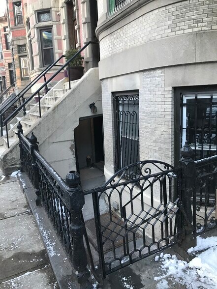 Basrment entrance - 1061 Clay Ave