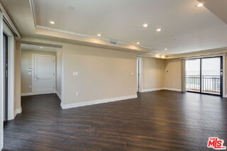 Building Photo - 1211 9th St