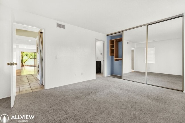 Building Photo - *MOVE-IN SPECIAL $100 OFF FIRST MONTH'S RE...