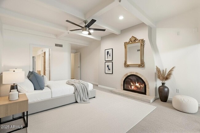 Building Photo - 7613 E Vía Del Reposo