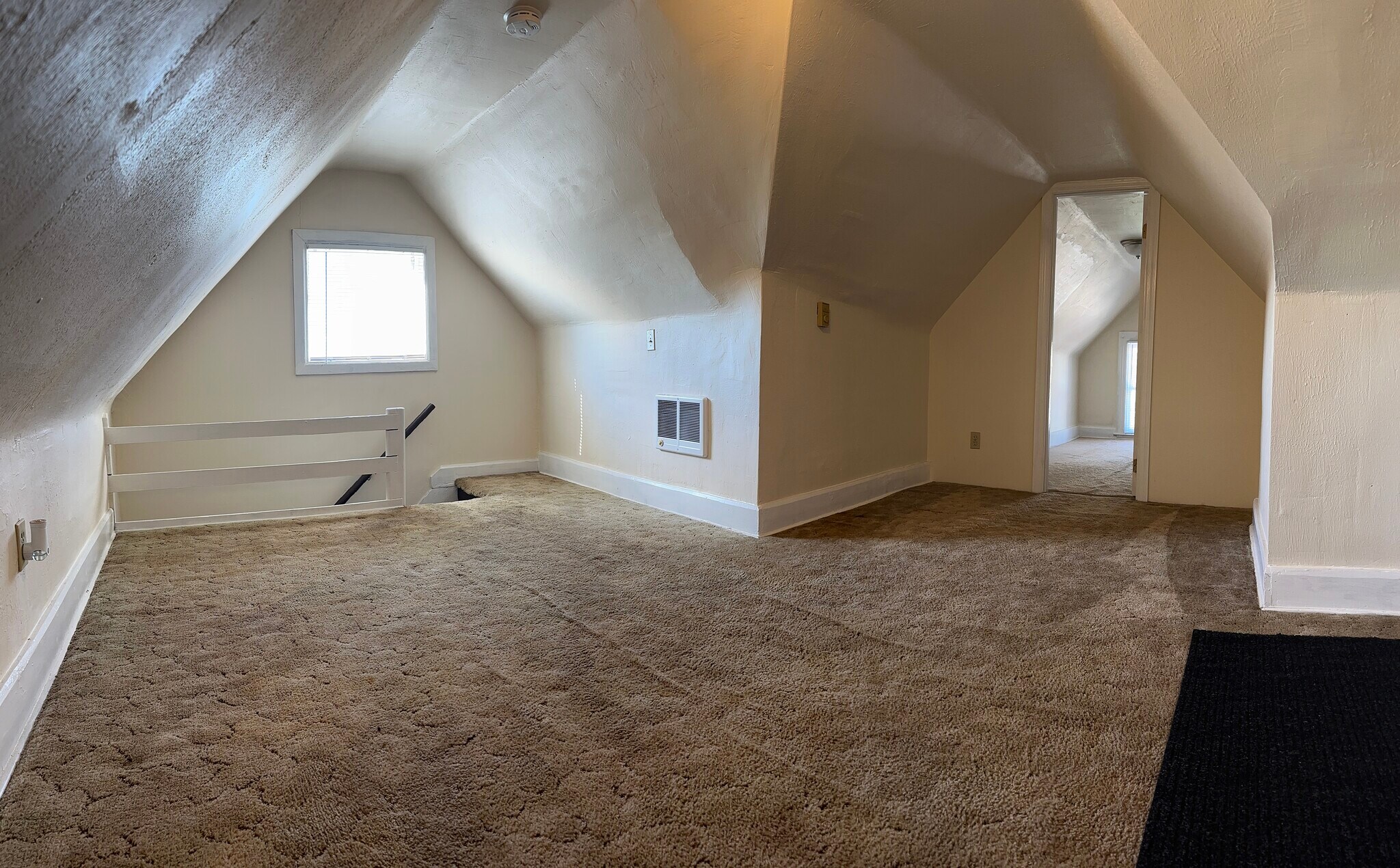 Building Photo - 134 Sherman St