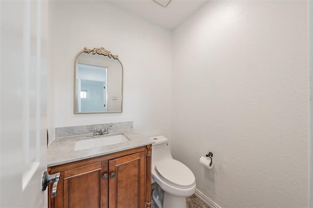 Building Photo - 4134 Woodland Ct