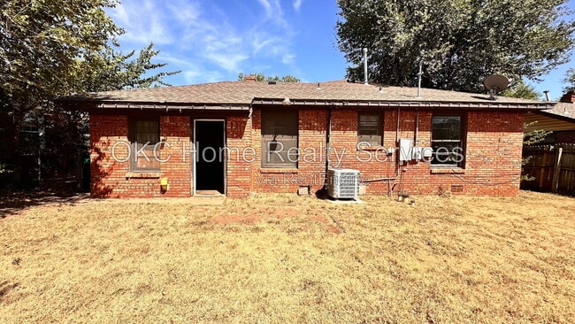 Building Photo - 6413 N Ross Ave