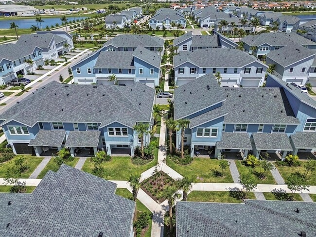 Building Photo - 16404 Mirabell Mnr Ln