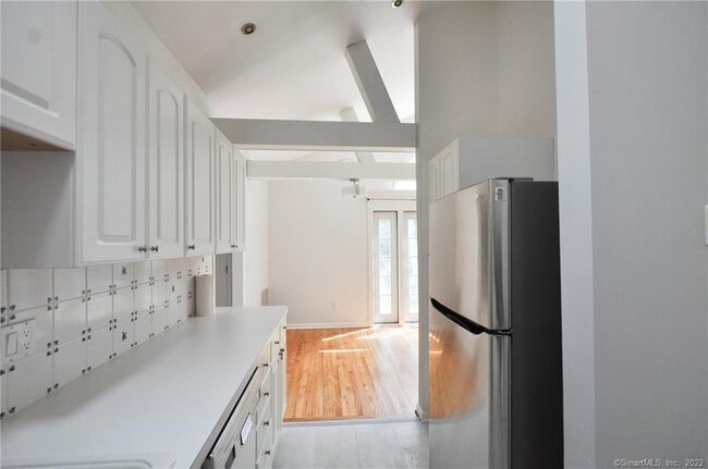 Building Photo - 1500 Redding Rd