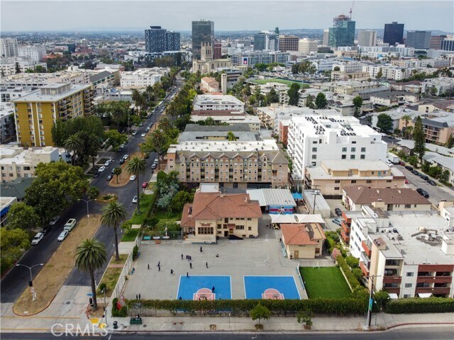Building Photo - 321 S Occidental Blvd