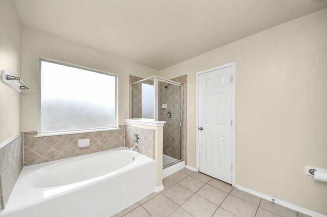 Building Photo - 8614 Riverbend Canyon Ln