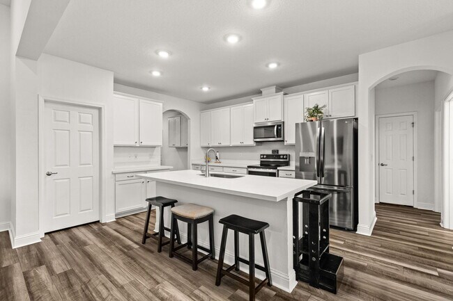 Building Photo - 173 Tournament Ln