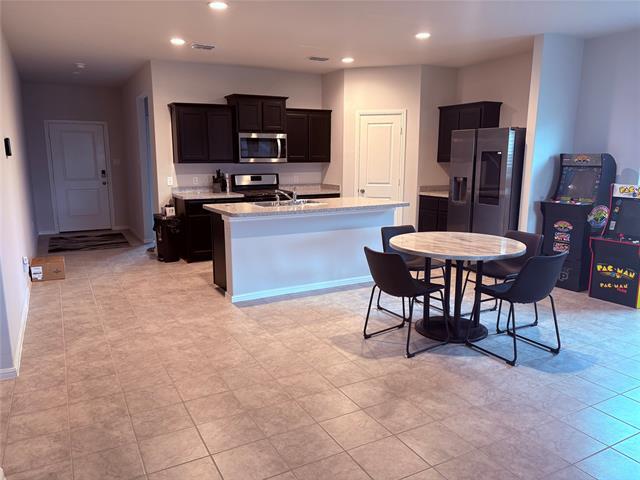 Building Photo - 16721 Porterfield Ln