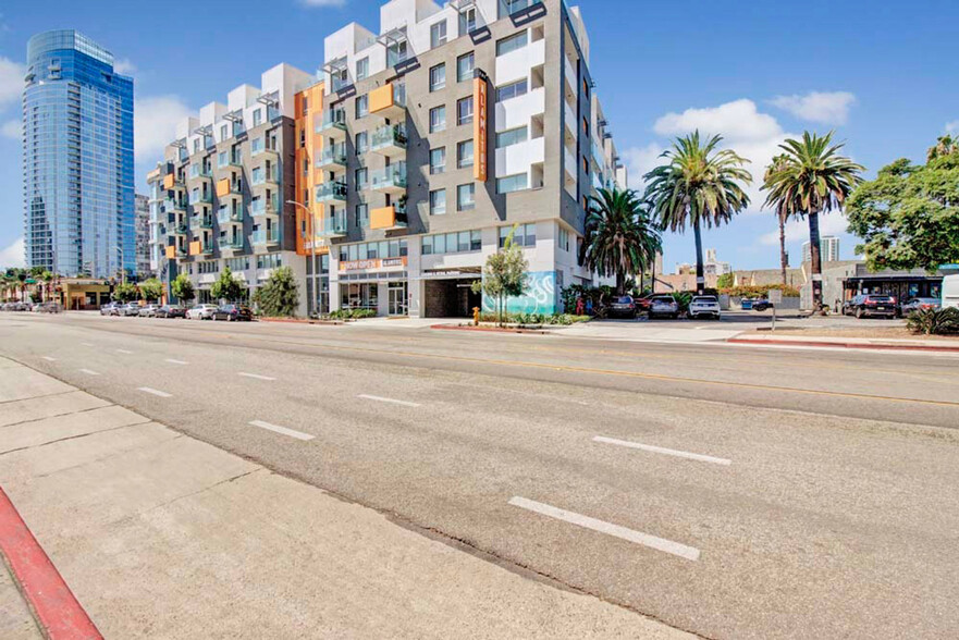 Building Photo - 101 Alamitos Ave