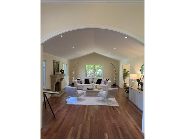 Building Photo - 2 Callado Way