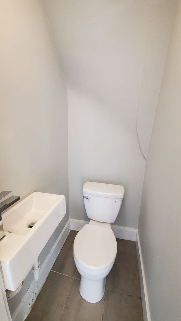 Building Photo - Totally renovated! Close to the F.C. Stadium! Over the Rhine!