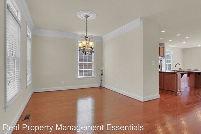 Building Photo - 4 br, 3.5 bath House - 8642 Westford Road