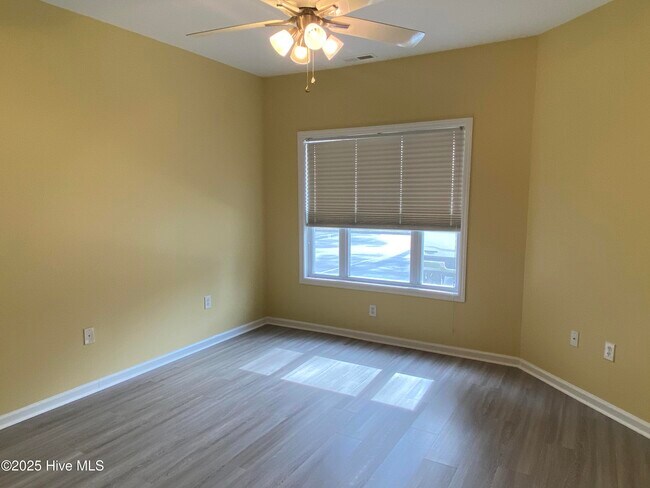 Building Photo - 1129 Turtle Creek Rd