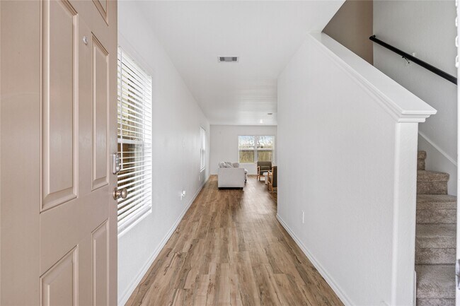 Building Photo - 32610 Orchard Haze Dr