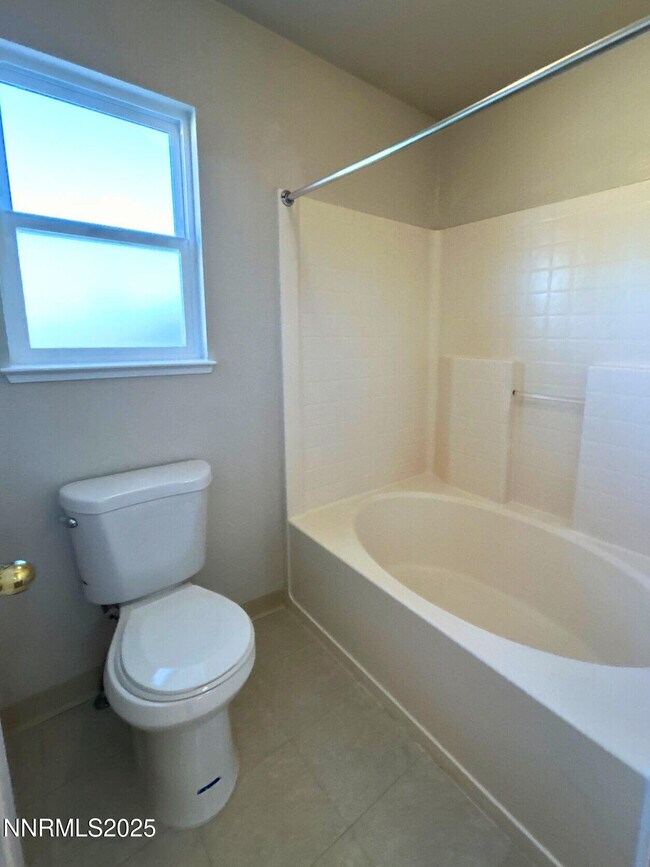 Building Photo - 6345 Potomac Ct