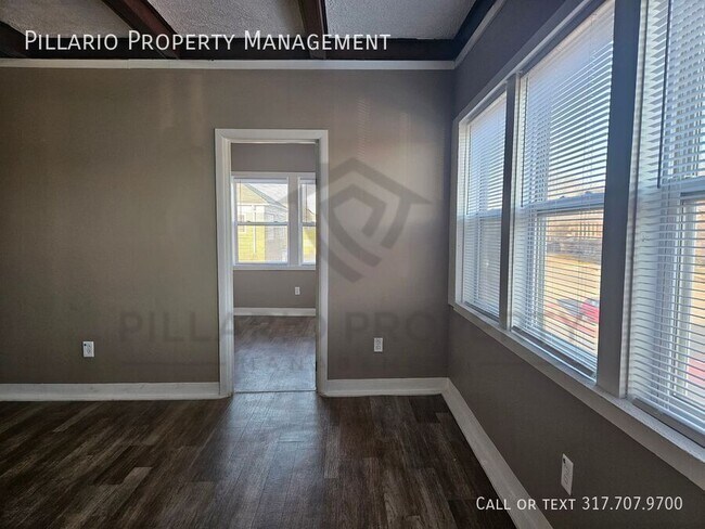 Building Photo - 633 E 38th St