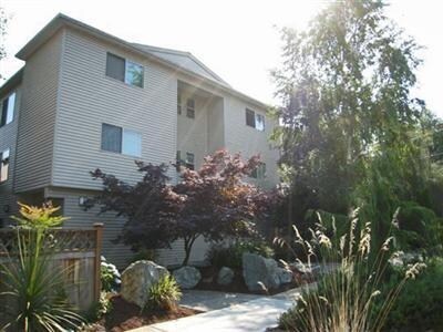 Primary Photo - Fountain Apartments