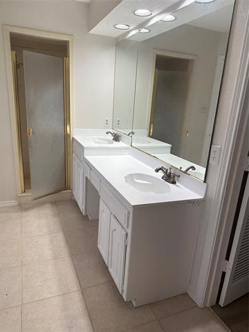 Building Photo - 2514 Pebblestone Dr