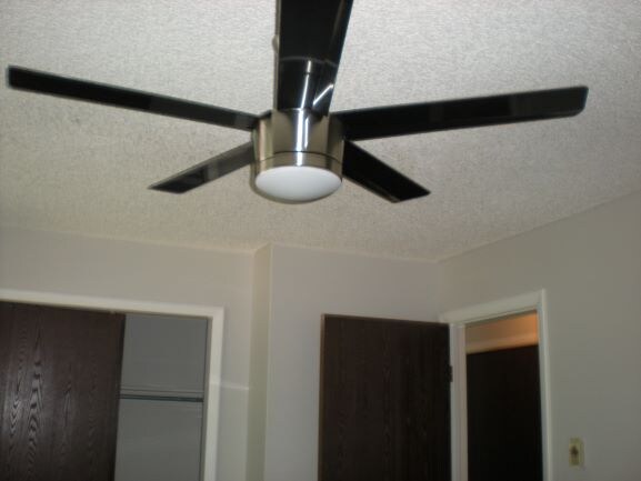 Building Photo - 1024 E Swallow Rd