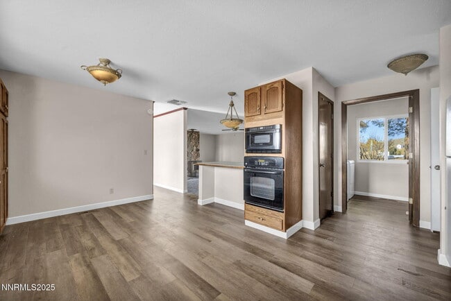 Building Photo - 30 El Caballo Trail