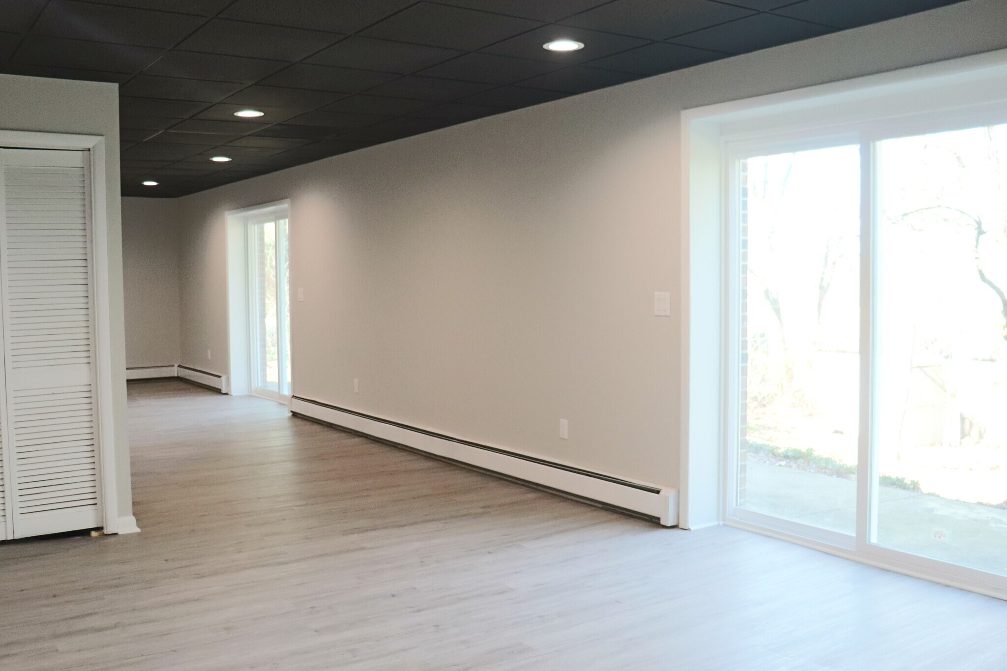 Building Photo - 200 W Ingomar Rd