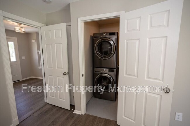 Building Photo - 10116 Wimbledon Ct