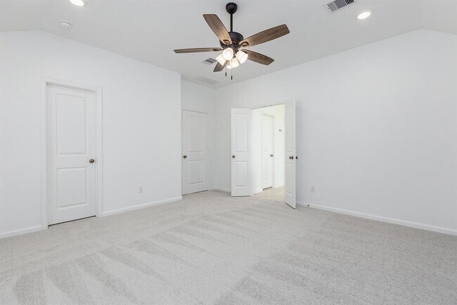 Building Photo - 28809 Mount Bonnell Dr