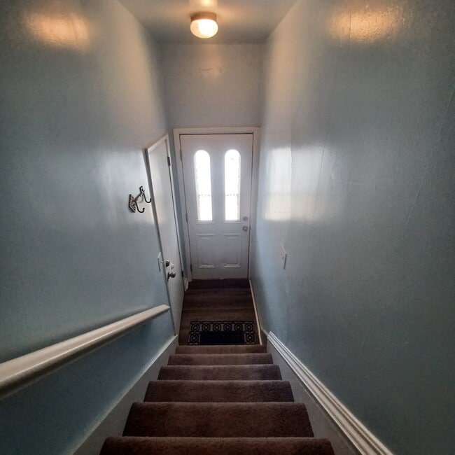 Entry way - 510 Main St