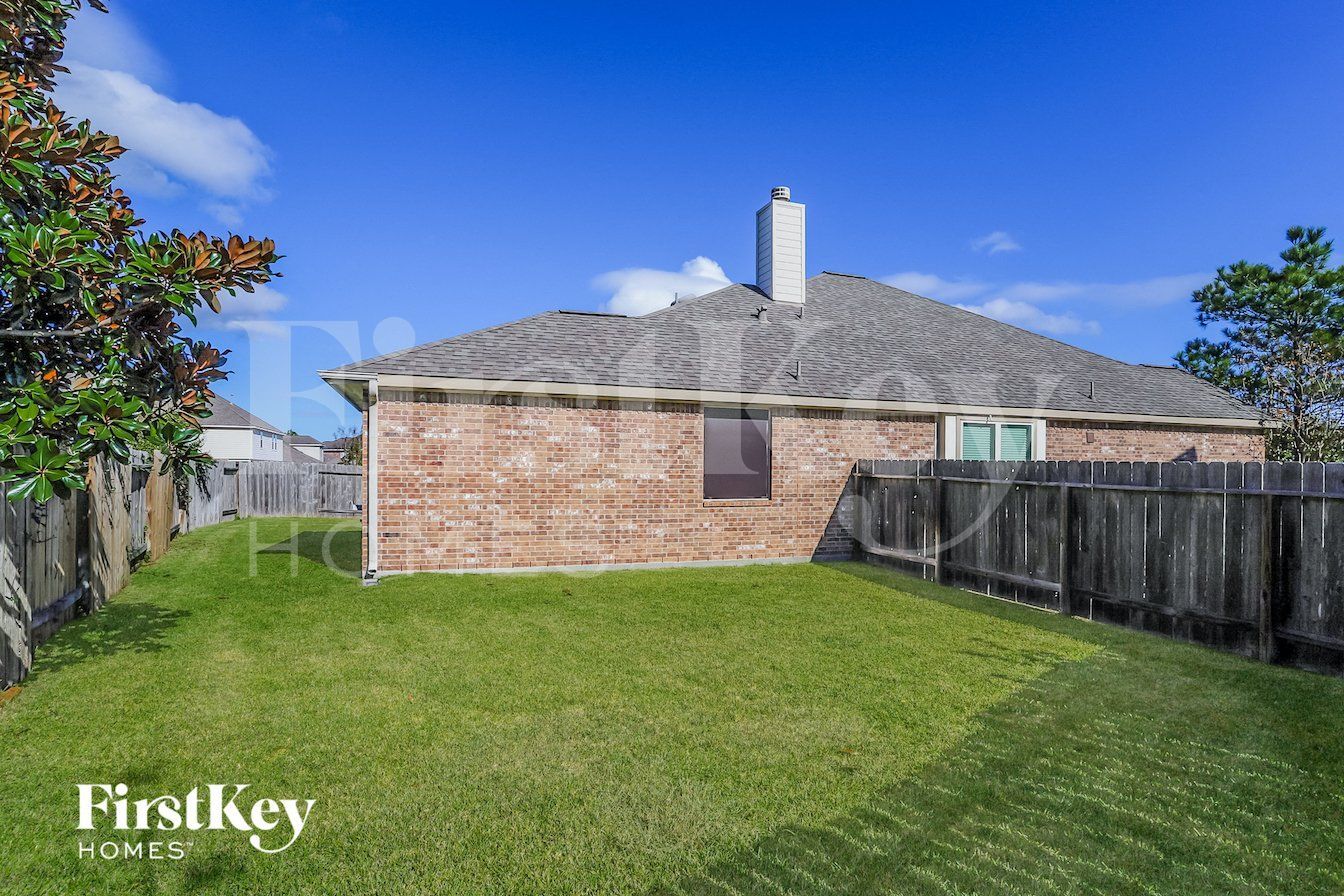 Building Photo - 7426 Upland Mill Ln