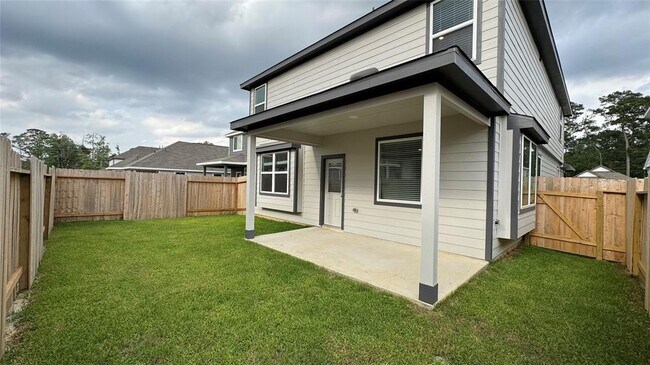 Building Photo - 13249 Musky Dr