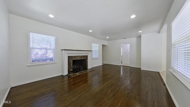 Building Photo - 3250 Las Lunas St