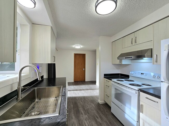 Building Photo - 4 Bedroom Home in North Marysville  - Pet Friendly!