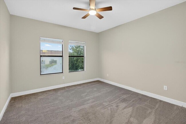 Building Photo - 1389 Heritage Landings Dr