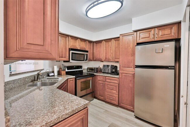 Building Photo - 2647 NW 33rd St
