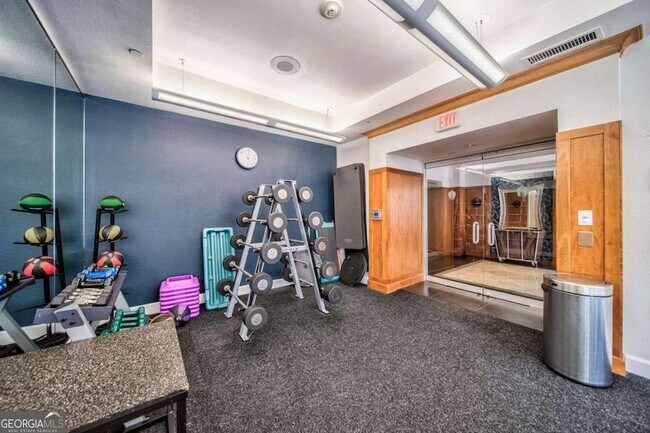 Building Photo - 3445 N Stratford Rd NE