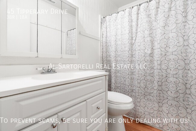 Building Photo - 45 Tipperary Dr