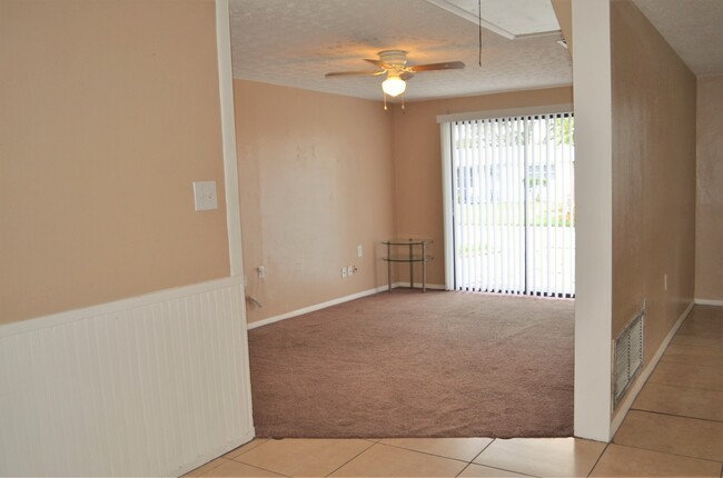 Building Photo - Beautiful fully remodeled home!