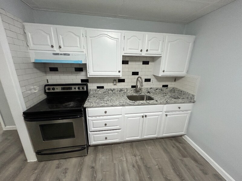 Building Photo - 10 Grafton St