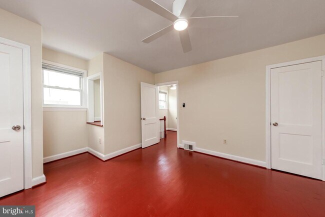 Building Photo - 548 Foxhall Pl SE