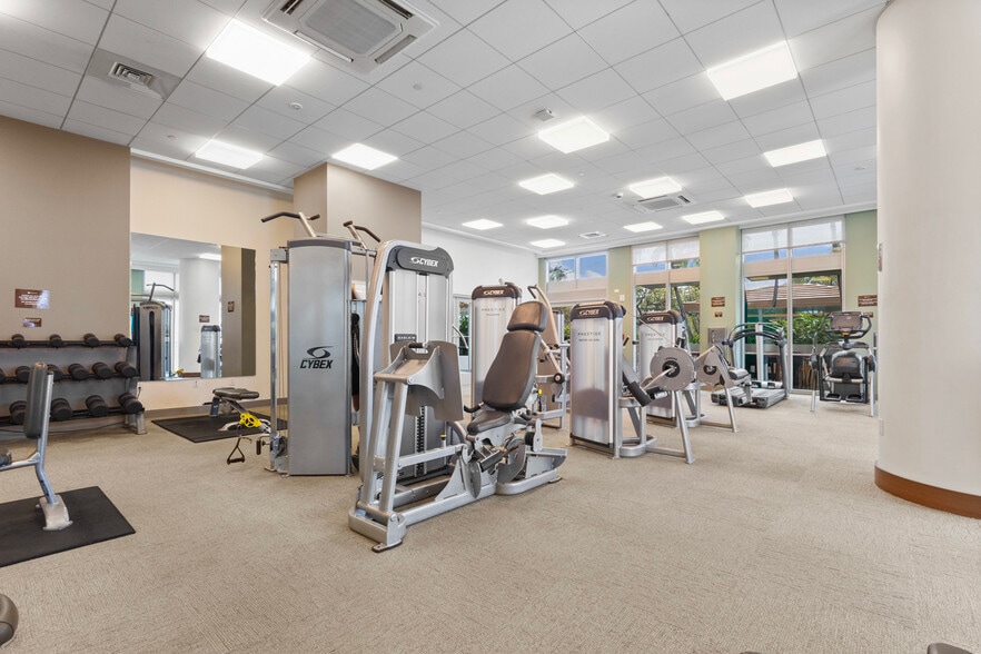 gym - 600 Ala Moana Blvd